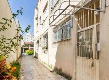Apartamento · 75m² · 2 Quartos · 1 Vaga · Apartamento Térreo 2 quartos com vaga à venda na Rua Barbedo, Menino Deus