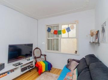 Apartamento · 36m² · 1 Quarto · Apartamento térreo com pátio, com 1 quarto, no bairro Floresta, Porto Alegre/RS