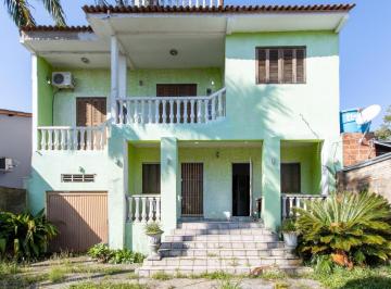 Casa · 370m² · 3 Quartos · 4 Vagas · Casa em Espírito Santo