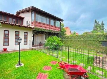 Casa · 436m² · 3 Quartos · 3 Vagas · Casa para Venda - 235.64m², 3 dormitórios, sendo 1 suites, 3 vagas - Guarujá