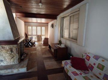 Casa · 277m² · 3 Quartos · 3 Vagas · Casa de 3 dormitórios no bairro à venda em Vila Nova, Porto Alegre