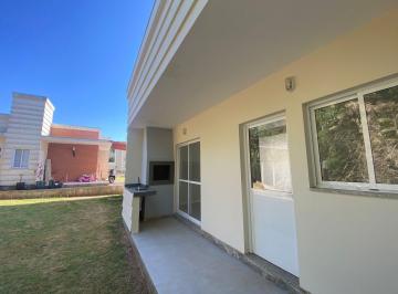 Casa · 344m² · 3 Quartos · 2 Vagas · Excelente casa em condominio, lagos de Ipanema 4900 locação.
