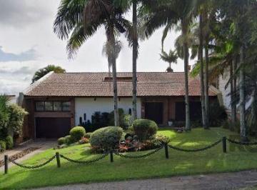 .jpg+2025-03-04 · Casa em Porto Alegre, no bairro Vila Assunção, com 3 dormitório(s), à venda.