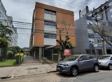 Comercial de 6 quartos, Porto Alegre · Prédio Comercial no bairro Menino Deus.