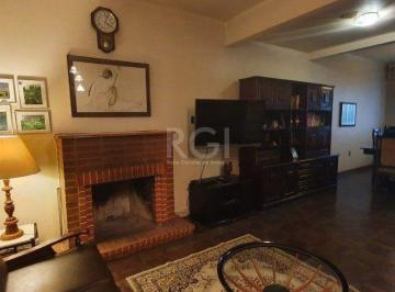 Ótima e ampla casa / sobrado no bairro Petrópolis, com 2 pavimentos, de 3 dormit · Casa para Venda 3 dormitórios, 2 vagas - Petrópolis