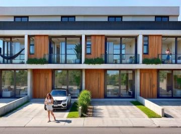 Casa · 244m² · 4 Quartos · 4 Vagas · Casa nova na Vila Assunção