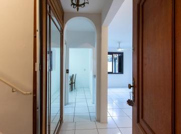 Casa · 116m² · 3 Quartos · 1 Vaga · Casa de condomínio, 3 dormitórios, 1 suíte, 1 vaga coberta, no bairro Cristal.