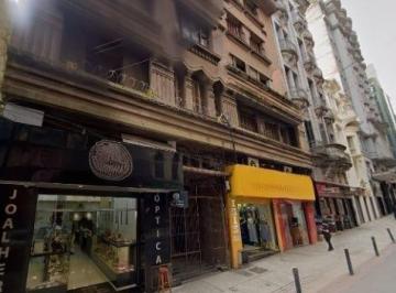 Apartamento · 122m² · 2 Quartos · Apartamento no Centro com 122m²