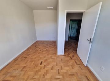Sala comercial na esquina na avenida Cavalhada.
Aproximadamente 29m² privativos. · Sala Comercial 29m Esquina Avenida Cavalhada