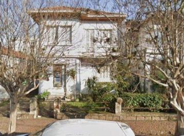 Photo 1 · Casa para Venda - 415.8m², 5 dormitórios, 3 vagas - Menino Deus