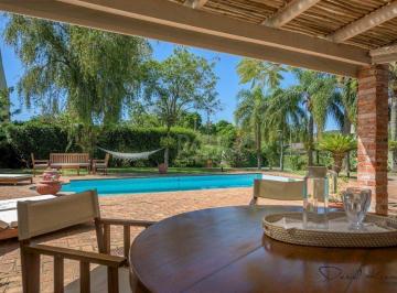 Casa · 418m² · 5 Quartos · 6 Vagas · Casa para Venda - 418m², 5 dormitórios, sendo 1 suites, 6 vagas - Tristeza