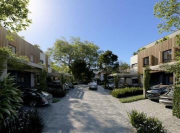 Casa · 344m² · 3 Quartos · 2 Vagas · Condomínio Alto Padrão / 3 Suítes / Vista Para Guaíba