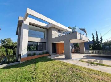 Casa · 550m² · 4 Quartos · 4 Vagas · Casa no Alphaville Toscana com 4 Suítes / 1 Suíte no Térreo