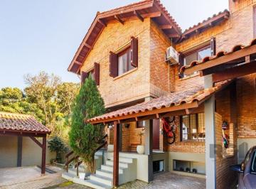 Casa · 141m² · 3 Quartos · 2 Vagas · Casa em Condomínio Fechado com 03 Dormitórios Bairro Ipanema