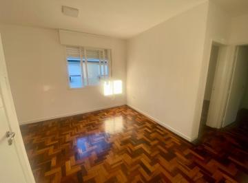 Apartamento · 50m² · 2 Quartos · Apartamento 2 dormitórios reformado 50m2 bairro Menino Deus