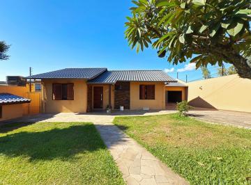 Casa · 271m² · 3 Quartos · 2 Vagas · Casa em Santa Tereza