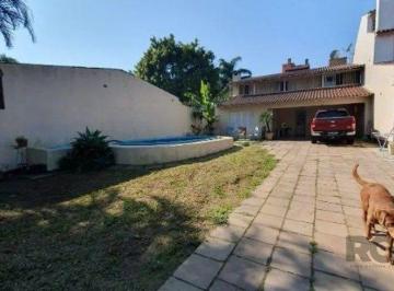 Casa · 203m² · 4 Quartos · 3 Vagas · Excelente Casa com 4 Dormitórios Bairro Espírito Santo