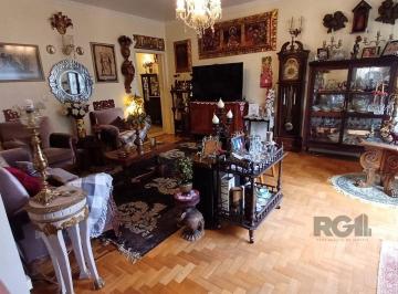Apartamento · 121m² · 3 Quartos · 2 Vagas · Apartamento de 3 quartos, localizado no bairro Petrópolis em Porto Alegre/RS.