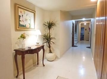 Apartamento · 55m² · 2 Quartos · Apartamento de 02 dormitórios no bairro Jardim Botânico.