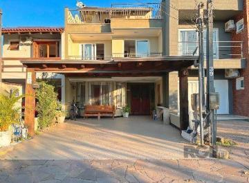 Casa · 195m² · 3 Quartos · 4 Vagas · Casa em Porto Alegre, no bairro Hípica, com 3 dormitório(s), e 3 banheiros, à venda.