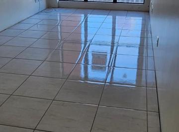 Comercial en Venda de 1 quarto Petrópolis · Excelente sala comercial na Av. Protásio Alves 3161 no valor promocional!!