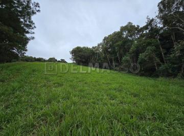 Terreno , Ibiúna · Terreno em condomínio 1472 m² com fundos para área de preservação permanente!