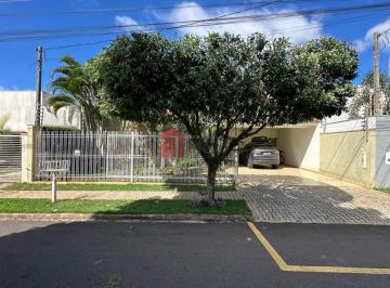 Foto 01 · Casa para venda em Umuarama-PR, Parque Bandeirantes: 3 quartos, 1 suíte, 1 sala, 3 banheiros, 2 vaga