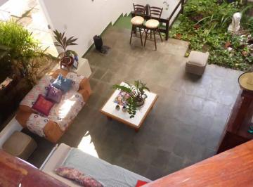 Casa · 453m² · 5 Quartos · 3 Vagas · Itaigara. Casa excelente localização, nascente, terreno 750 m2, 450 útil