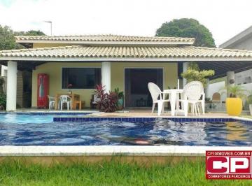 Casa · 221m² · 4 Quartos · 2 Vagas · Guarajuba. Paraiso dos Lagos, casa 4 qtos/2suites, piscina, temporada