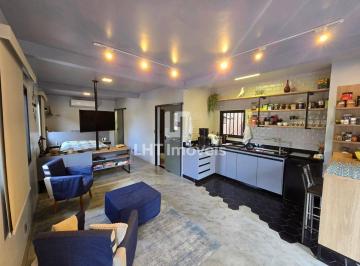 Casa · 389m² · 3 Quartos · 2 Vagas · Casa com três quartos sendo uma suíte, com uma piscina mais Loft completo.