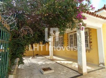 Casa · 150m² · 3 Quartos · 5 Vagas · Casa Colonial com 3 quartos, em frente ao Legacy School  - São Gonçalo