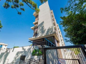 Apartamento de 2 quartos, Curitiba · Viva o melhor do Alto da Glória: conforto, praticidade e exclusividade em um só lugar.