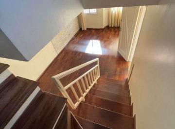 Casa de 3 quartos, São Paulo · Sobrado com 3 Quartos à venda, 140m² - Butantã