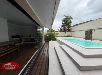 Casa · 132m² · 4 Quartos · 2 Vagas · Casa Duplex no Coroados