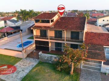 Casa · 132m² · 4 Quartos · 2 Vagas · Casa Duplex no Coroados