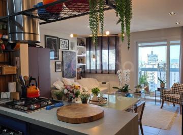 01 · Apartamento de 68 m² com 1 suíte no Centro