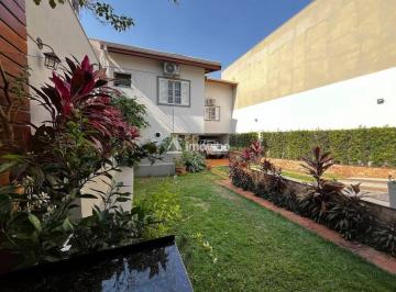 Casa · 215m² · 3 Quartos · 4 Vagas · Casa com 3 dormitórios sendo uma suite no Residencial Furlan em Santa Bárbara d'Oeste/SP