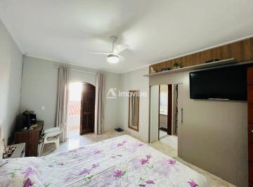 Casa · 170m² · 3 Quartos · 2 Vagas · Apresentamos uma casa encantadora no bairro Morada do Sol, com 150m² de terreno e 170m² de construçã