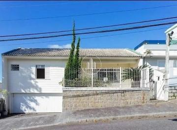 Casa · 300m² · 4 Quartos · 2 Vagas · Casa 4 Quartos com 3 Suítes e 300m² - Itaguaçu