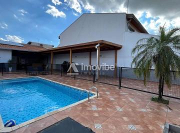 Casa · 70m² · 1 Quarto · 4 Vagas · Edicula Incrivel com Energia Fotovoltaica no Rochelle II