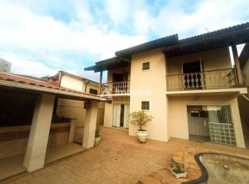 Casa · 279m² · 3 Quartos · 5 Vagas · casa com piscina no Jardim Glória em Americana