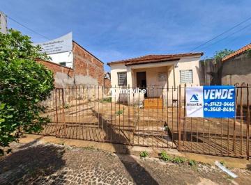 Casa · 420m² · 2 Quartos · Casa antiga à venda em lote amplo de 420m², bairro Cordenonsi - Americana/SP