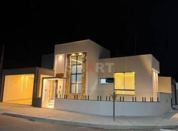Casa · 127m² · 2 Quartos · 2 Vagas · Geminado Térreo com 2 Vagas de Garagem no Bairro Três Rios do Norte