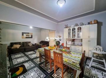 Casa · 195m² · 3 Quartos · 2 Vagas · Casa de esquina à venda com 03 dormitórios no Jardim Boer – Americana/SP