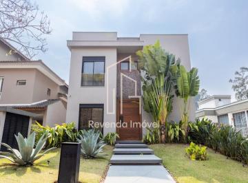 Casa · 620m² · 4 Quartos · 4 Vagas · Casa mobiliada no condomínio Villa Solaia com 4 suítes piscina churrasqueira e hidro