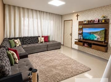 Casa · 150m² · 3 Quartos · 2 Vagas · Casa à Venda em Jardim Vitória, Caieiras | 3 Dorms, 1 Suíte