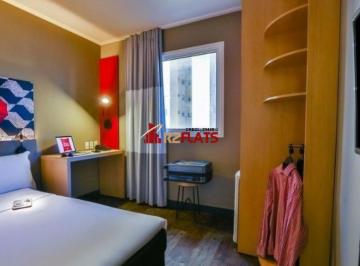 Apartamento · 18m² · 1 Quarto · 1 Vaga · Flat com ótimo preço no bairro Morumbi. Confira!