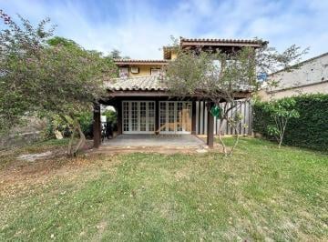 6464263cc279ee8330c817fe75a8730387a92aae · Casa com 3 dormitórios para alugar, 221 m² por R$ 6.000/mês - Centro - São Pedro da Aldeia/RJ