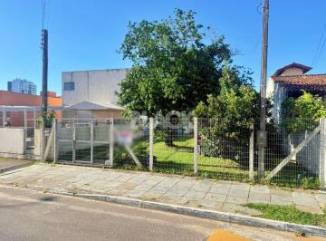 Casa · 140m² · 3 Quartos · 1 Vaga · Casa à venda - em Torres