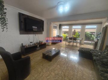 Foto 01 · Imperdível casa de 1 quarto com suíte e 2 vagas no Jardim Santo Amaro, São Paulo-SP: 117m² de pura e